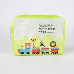 Детский набор для ванной в сумочке и со зверятками