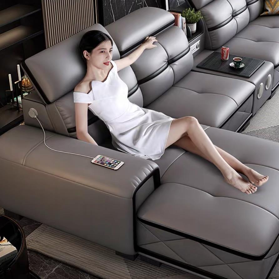 Современный кожаный диван 