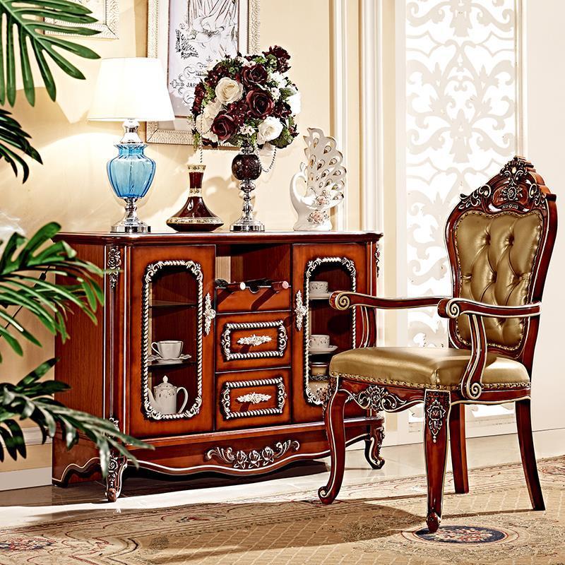 Старинный обеденный стол