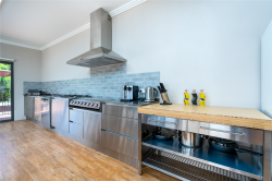 Кухонные шкафы из нержавеющей стали