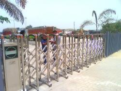 Складные ворота для дома из нержавеющей стали