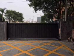 Консольные откатные ворота без колес и без направляющих