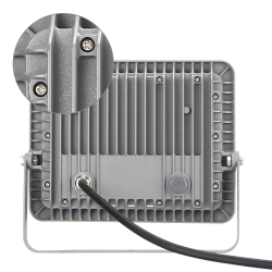 Светодиодный прожектор с датчиком