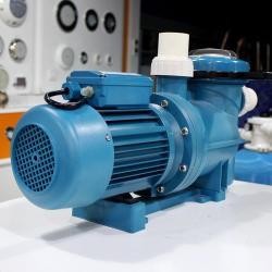 Водяной насос для бассейна