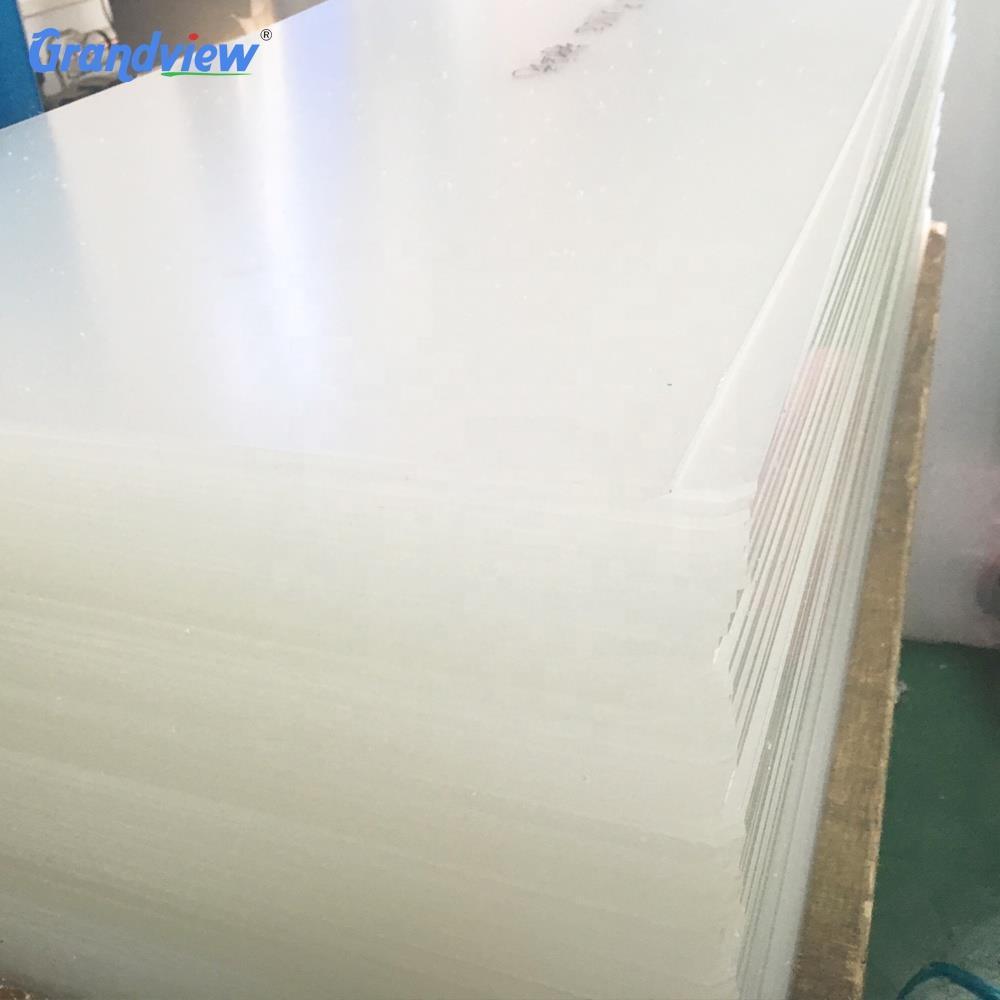 Листы пластика разной толщины от производителя