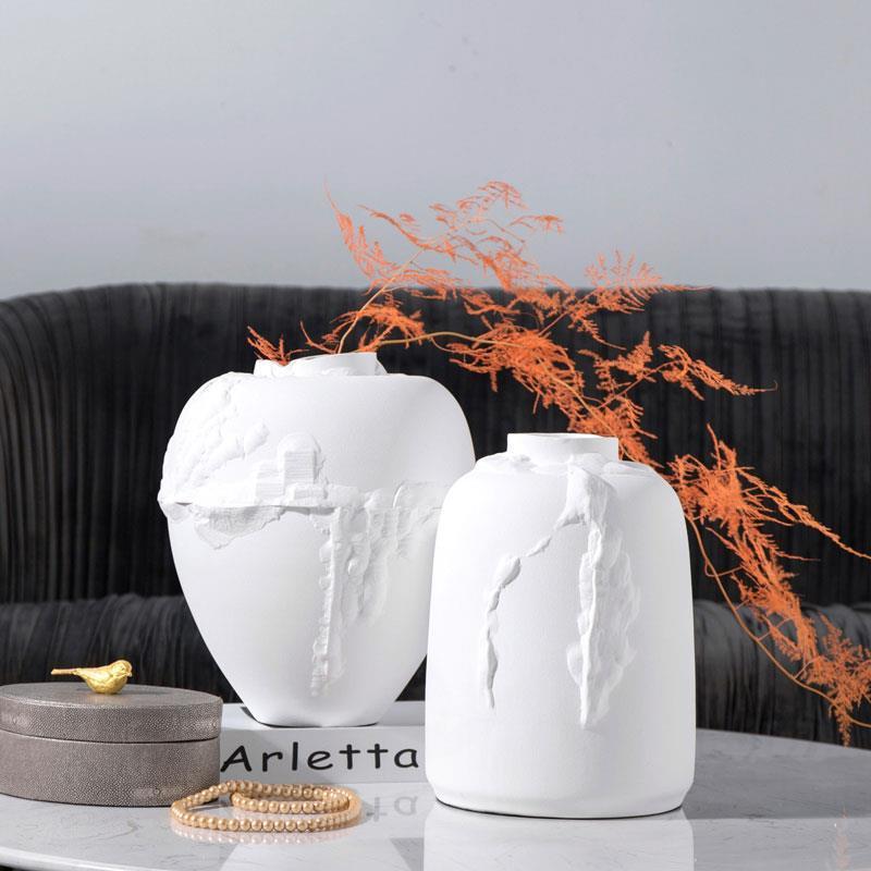 Современная элегантная белая керамическая ваза с текстурой 