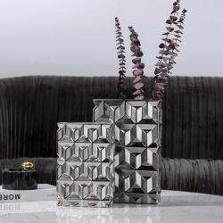 Дизайнерская керамическая ваза для цветов