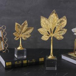 Украшения в форме листьев из металла 