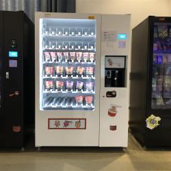 Торговый автомат с лапшой быстрого приготовления