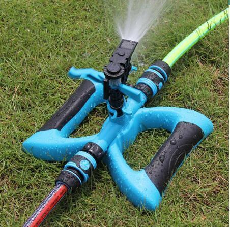 Вращающийся ороситель для сада