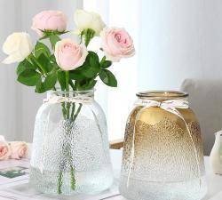 Современная стеклянная ваза для цветов