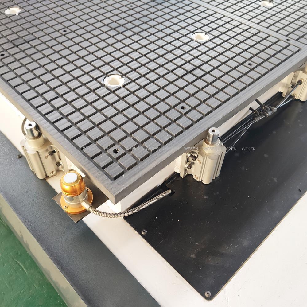 Фрезерный станок с ЧПУ WFSEN 4 оси