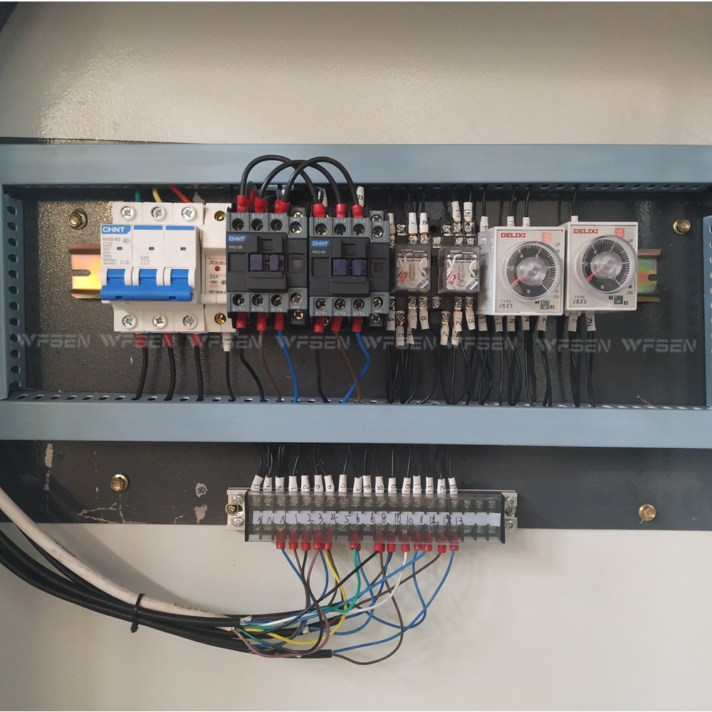 Сверлильный станок для петель