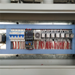 Гидравлический пресс для ламинирования деревянных дверей