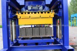 Ручная машина для производства пустотелых блоков