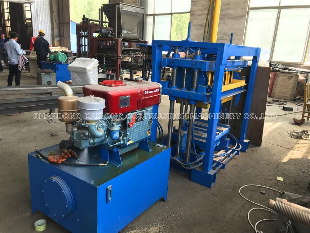 Гидравлическая машина для производства блоков 