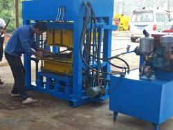 Гидравлическая машина для производства блоков 