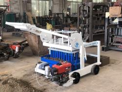 Машина для производства бетонных блоков с дизельным двигателем QTM4-45