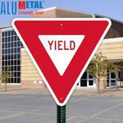 Вывеска из алюминиевой панели