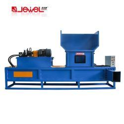 Упаковочный пресс-подборщик для опилок и щепок