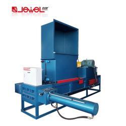 Гидравлический пресс-упаковщик для сена