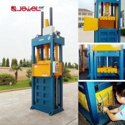 Гидравлический пресс-подборщик подержанной одежды