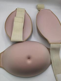 Поддельный живот