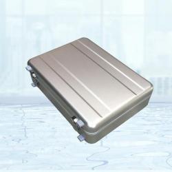 Классические чемоданы из алюминиевого сплава для путешествий