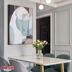 Абстрактная картина на холсте