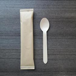 Одноразовые деревянные столовые приборы 