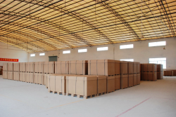 Металлические вешалки для одежды с ПВХ покрытием