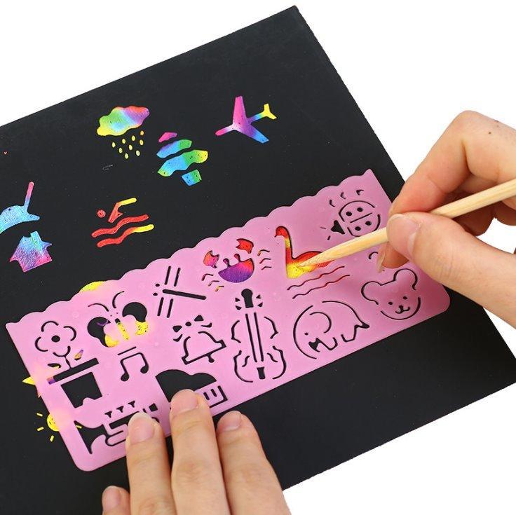 Волшебная цветная бумага для рисования с трафаретом и деревянной ручкой (арт. 21082455)