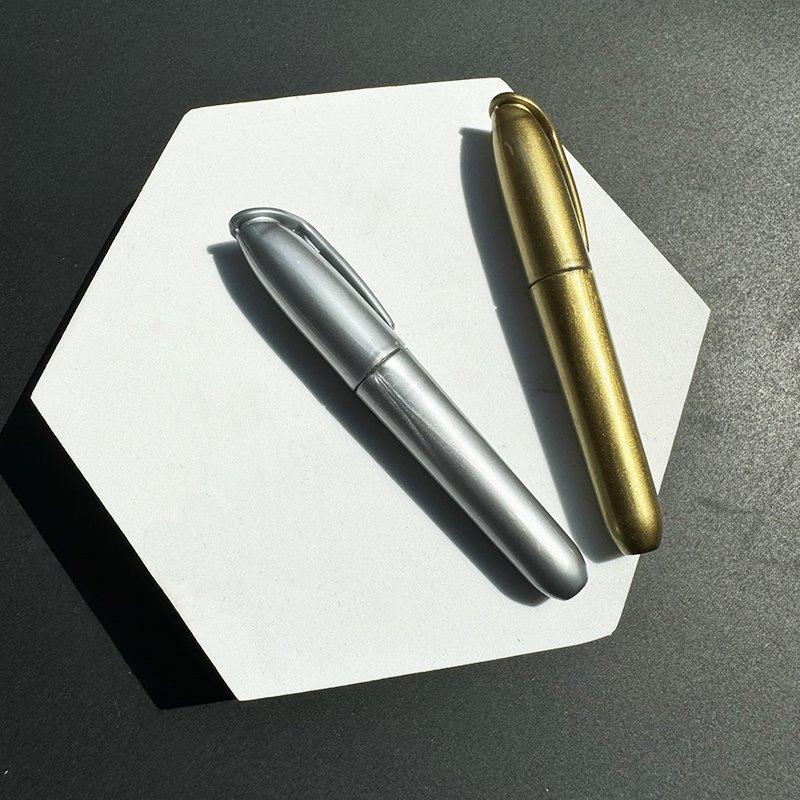 Набор акриловых маркеров для художественных работ с премиум качеством для стекла и окон (арт. 2711770)