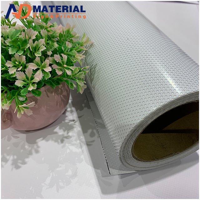 Виниловая наклейка с микроперфорацией для окон в наличии в Гуанчжоу (арт. 912585)