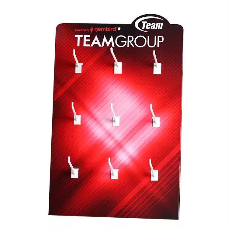 Картонная стойка для магазина с полками и крючками для одежды и аксессуаров (арт. 1112926)