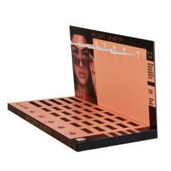 Индивидуальная картонная полка с крючками для стеллажей магазина (арт. 1112947)