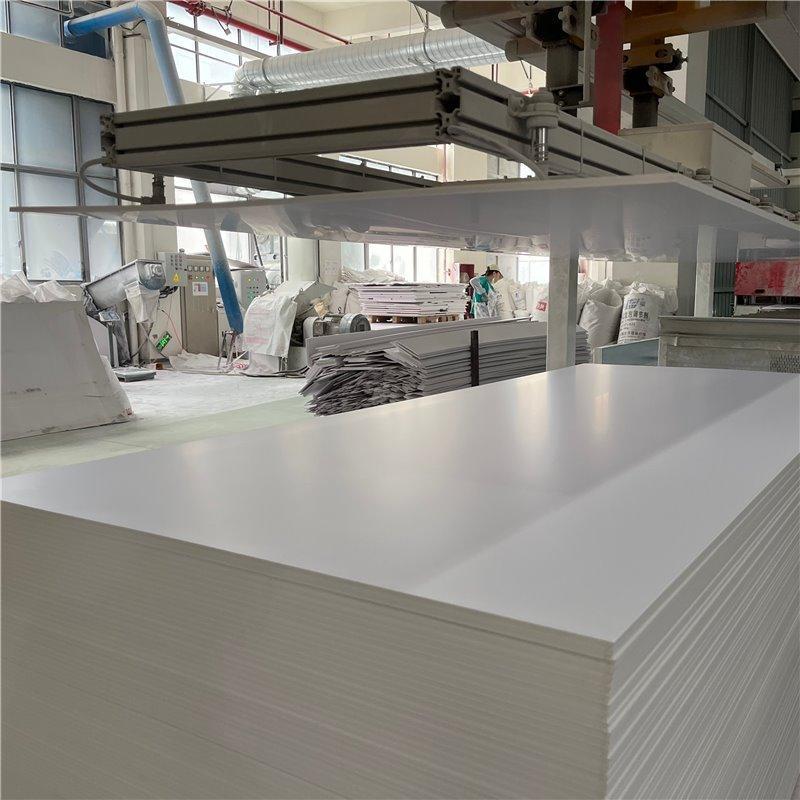 ПВХ пенопластовый лист с плотностью 0.38, водонепроницаемый и устойчивый к погодным условиям для мебели (арт. 13121157)