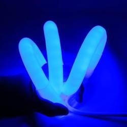 Неоновая вывеска с ангельскими крыльями на заказ (арт. 13121071)