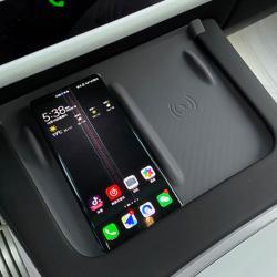 Беспроводное зарядное устройство Ronix, для Tesla Model 3/Y, на центральную консоль (арт. 25-18031413)