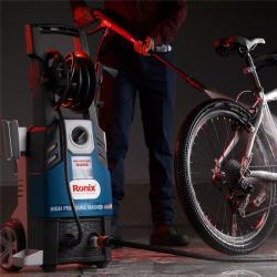 Автомойка Ronix RP-0140, 220V, 1400 Вт, с пенным баком и высоким давлением (арт. 25-18031437)