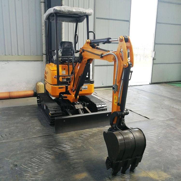 Мини-экскаватор NM-E21 массой 1880 кг с ковшом и управлением (арт. 25-12062218)