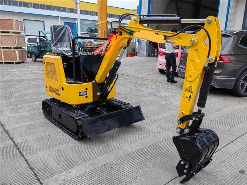 Подержанный мини-погрузчик DCMG 950 кг CE EURO5 с японским двигателем (арт. 25-12062296)