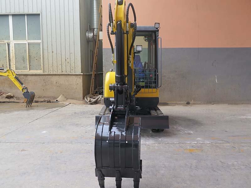 Мини-экскаватор с резиновыми колесами CE/EPA по сниженной цене (арт. 25-12062256)