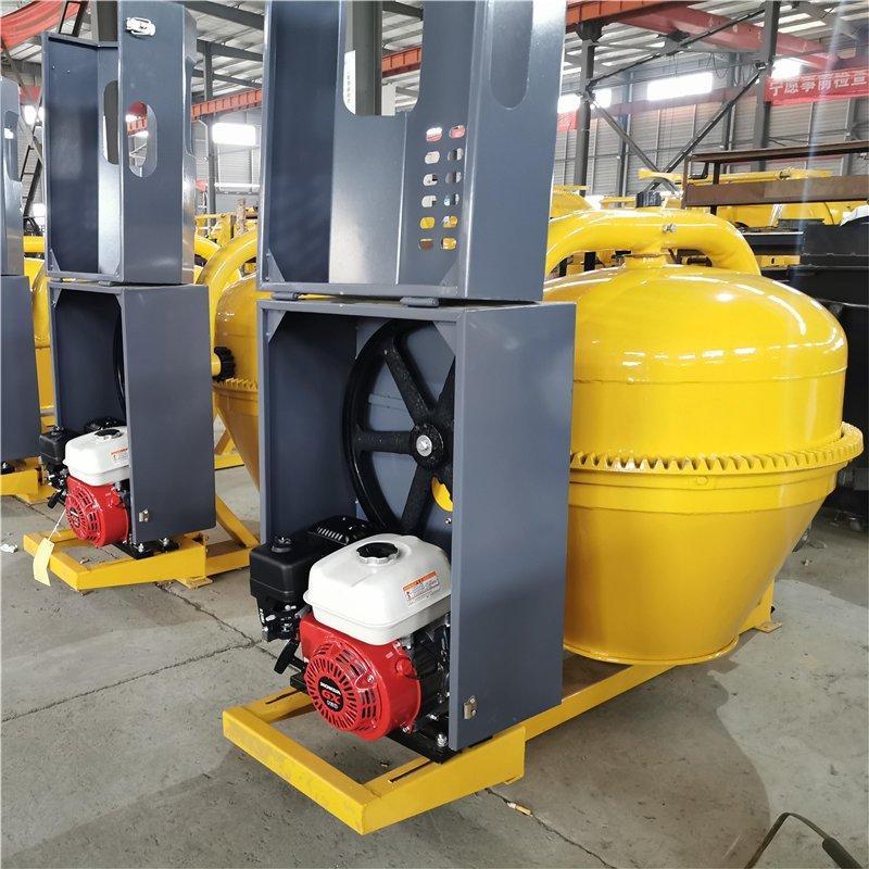 Бетоносмеситель 500 л с самозагрузкой и дизельным двигателем на колесах (арт. 25-12062259)