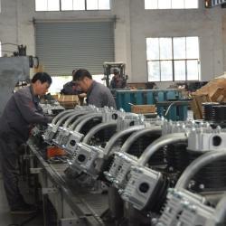 Портативный поршневой компрессор с электрическим двигателем и ременным приводом (арт. 25-19062464)