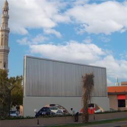 Рекламный щит с прожектором Tri-Vision Prisma для эффективного привлечения внимания (арт. 25-3072030)