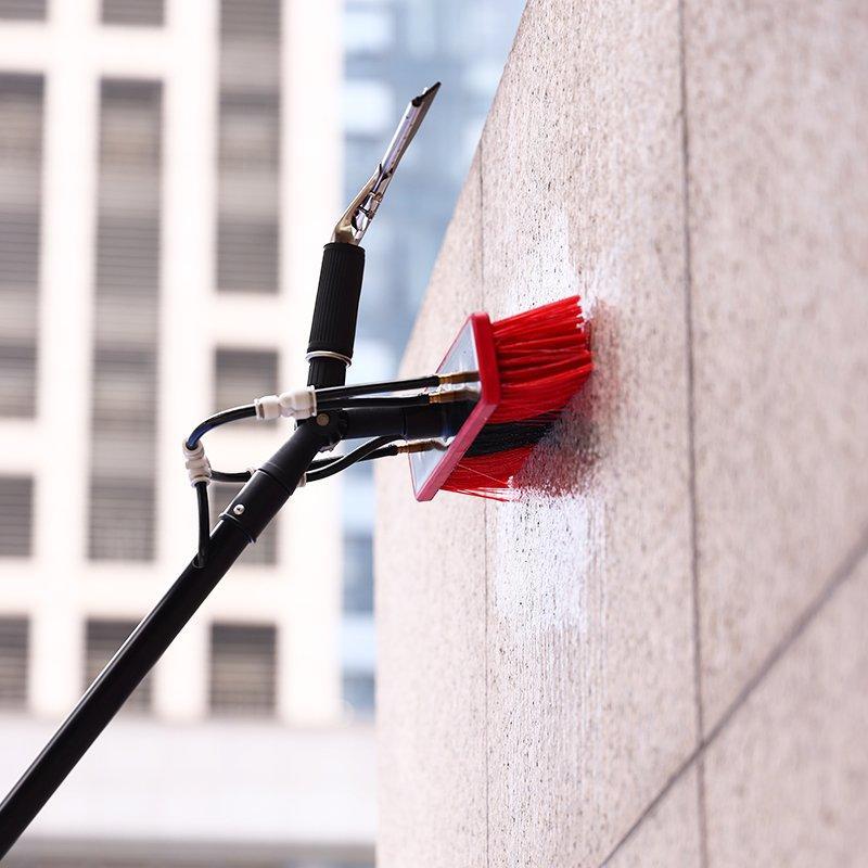 Щетка для чистки солнечных панелей с щеткой и скребком Zhenda для дома и коммерческого использования (арт. 25-1407911)