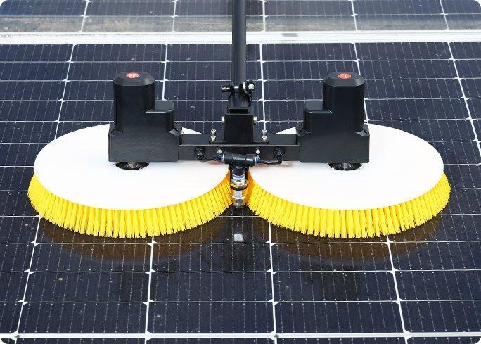 Щетка для очистки солнечных панелей с вращающимся механизмом (арт. 25-1407915)