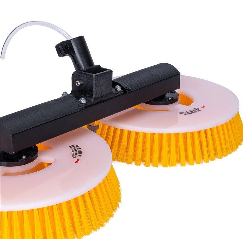 Щетка для очистки солнечных панелей с мягкими щетинами для ухода за ПВ-панелями (арт. 25-1408027)