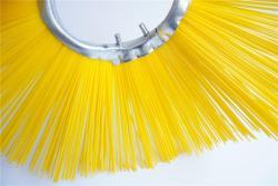 Снегоочиститель уличный с щеткой из желтого вафельного материала Zhenda PP (арт. 25-1408128)